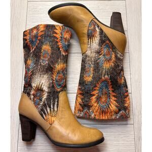 Peacock ladies western style 3" heeled boots. Fabric‎ and leather uppers. Sz 8